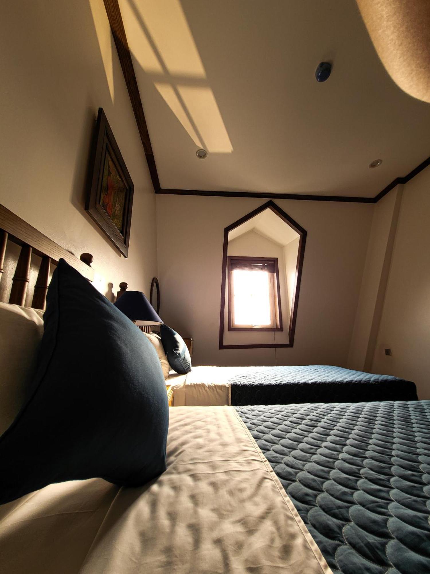 Lavian Hotel Ха Лонг Екстериор снимка